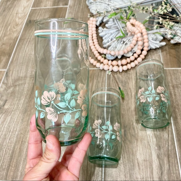 Vtg 70s/80s pastel pink floral drinking glass set - Picture 4 of 5